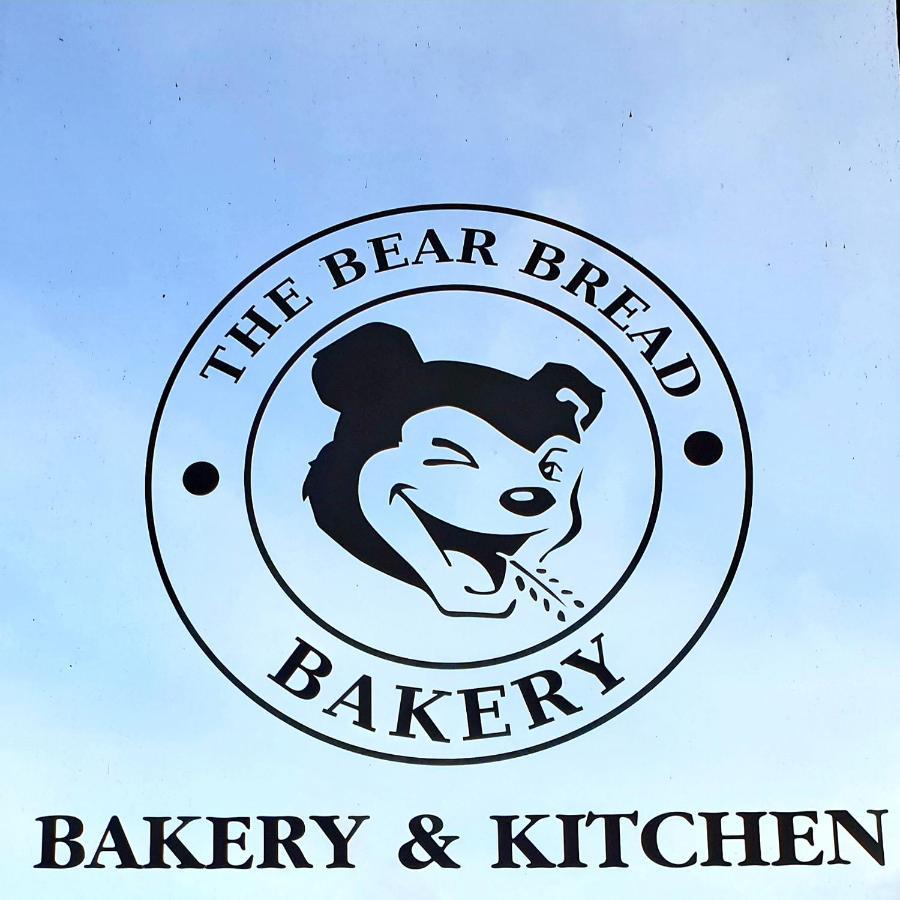 The Bear Bread Bakery B&B, Ensuite Rooms Above The Bakery, Colyton エクステリア 写真