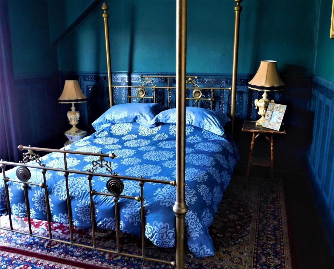 The Bear Bread Bakery B&B, Ensuite Rooms Above The Bakery, Colyton エクステリア 写真