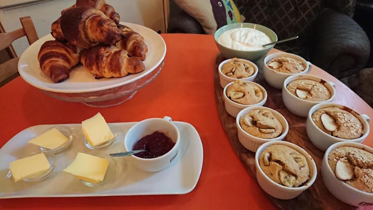 The Bear Bread Bakery B&B, Ensuite Rooms Above The Bakery, Colyton エクステリア 写真