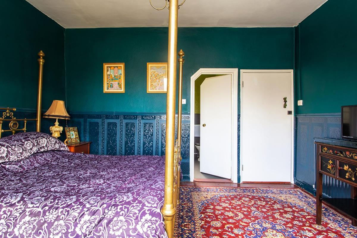 The Bear Bread Bakery B&B, Ensuite Rooms Above The Bakery, Colyton エクステリア 写真
