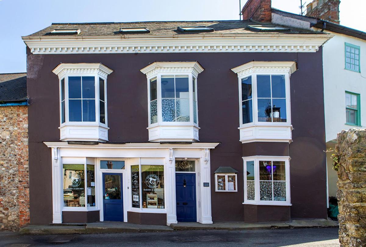 The Bear Bread Bakery B&B, Ensuite Rooms Above The Bakery, Colyton エクステリア 写真